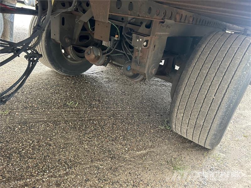 Stoughton AVXW-535T-S-C-AR 53 ft x 102 in T/A Van Trailer مقطورات ذات هيكل صندوقي