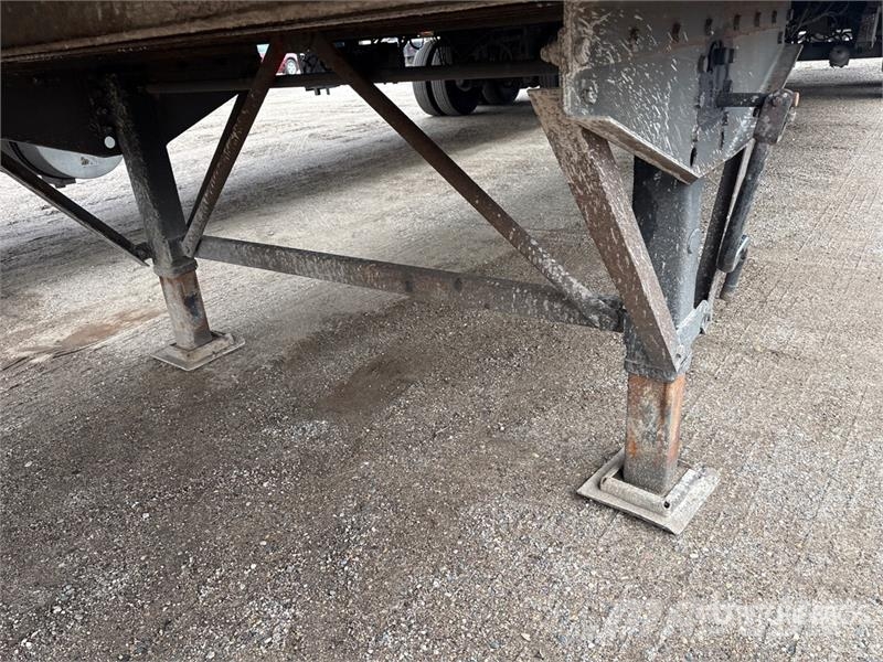 Stoughton AVXW-535T-S-C-AR 53 ft x 102 in T/A Van Trailer Van Body Trailers