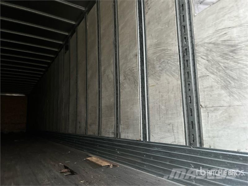 Stoughton AVXW-535T-S-C-AR 53 ft x 102 in T/A Van Trailer Ремаркета фургони