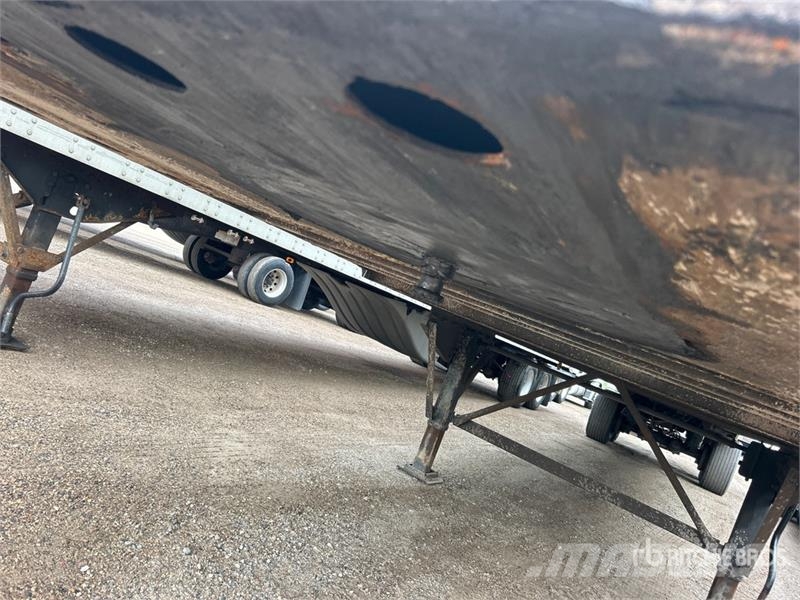 Stoughton AVXW-535T-S-C-AR 53 ft x 102 in T/A Van Trailer Box body trailers