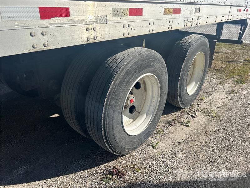 Stoughton ZGPVW-535T Прицепы-фургоны
