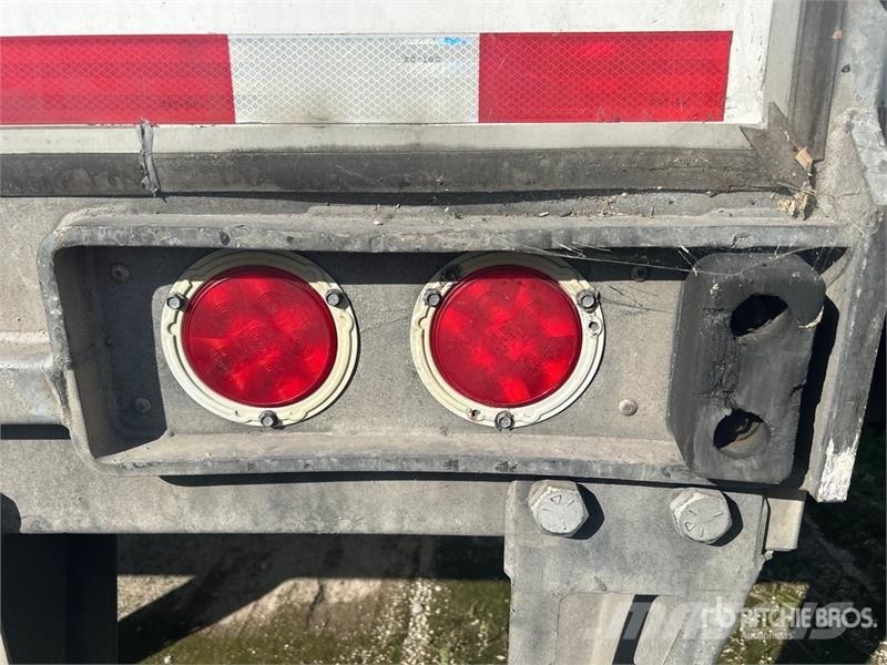 Stoughton ZGPVW-535T Прицепы-фургоны