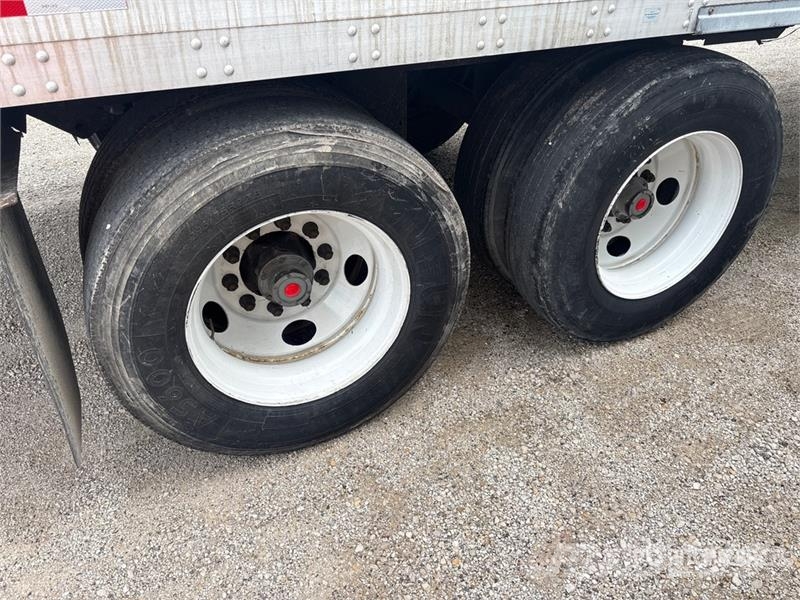 Stoughton ZGPVW-535T-S-C-AR 53 ft x 102 in T/A Van Trailer مقطورات ذات هيكل صندوقي