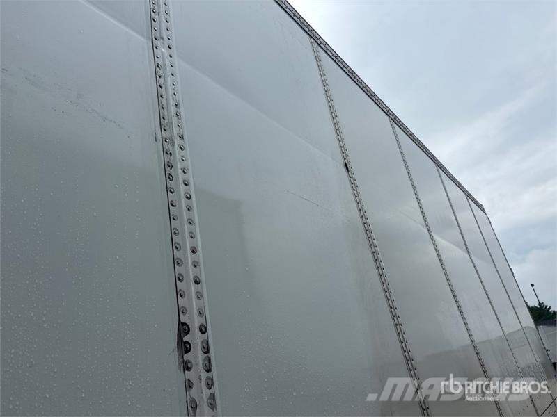 Stoughton ZGPVW-535T-S-C-AR 53 ft x 102 in T/A Van Trailer Dobozos pótkocsik