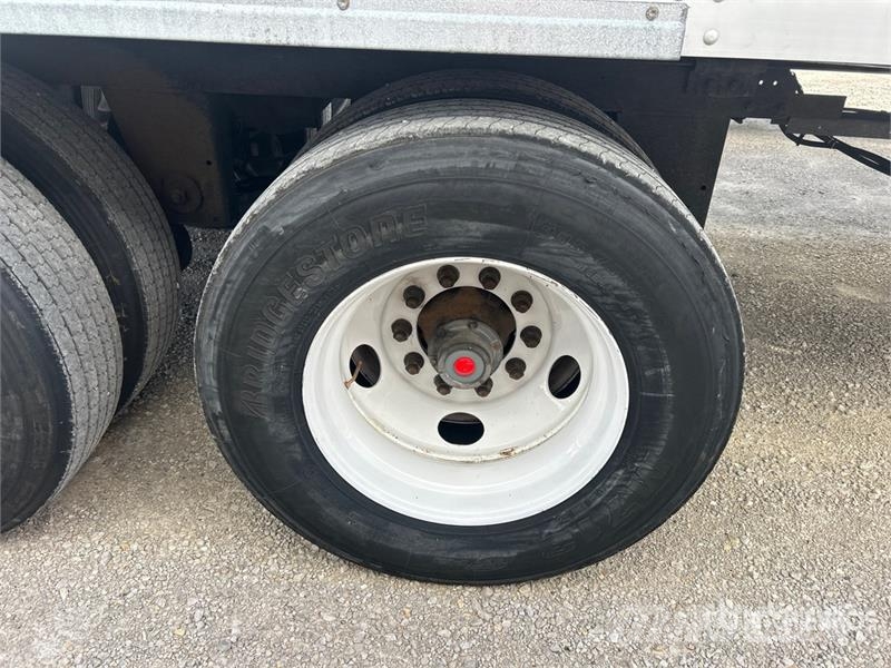 Stoughton ZGPVW-535T-S-C-AR 53 ft x 102 in T/A Van Trailer Прицепы-фургоны
