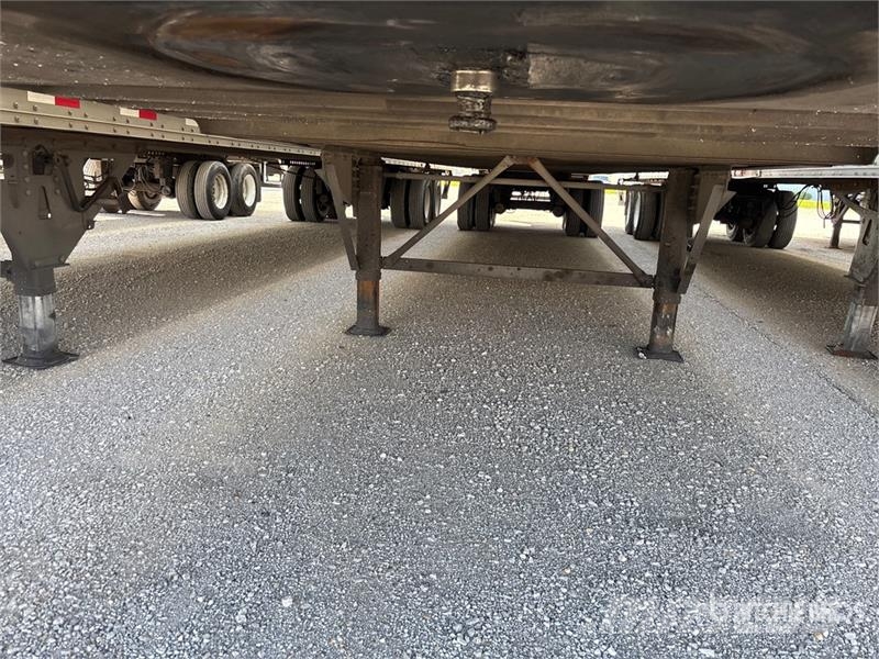 Stoughton ZGPVW-535T-S-C-AR 53 ft x 102 in T/A Van Trailer مقطورات ذات هيكل صندوقي