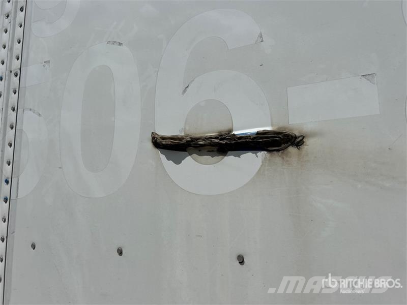 Stoughton ZGPVW-535T-S-C-AR 53 ft x 102 in T/A Van Trailer مقطورات ذات هيكل صندوقي