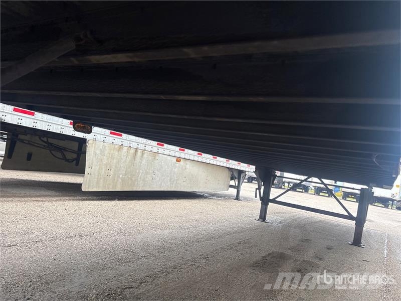 Stoughton ZGPVW-535T-S-C-AR 53 ft x 102 in T/A Van Trailer Dobozos pótkocsik