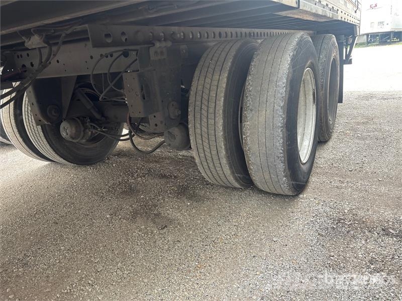 Stoughton ZGPVW-535T-S-C-AR 53 ft x 102 in T/A Van Trailer Prikolice zabojniki