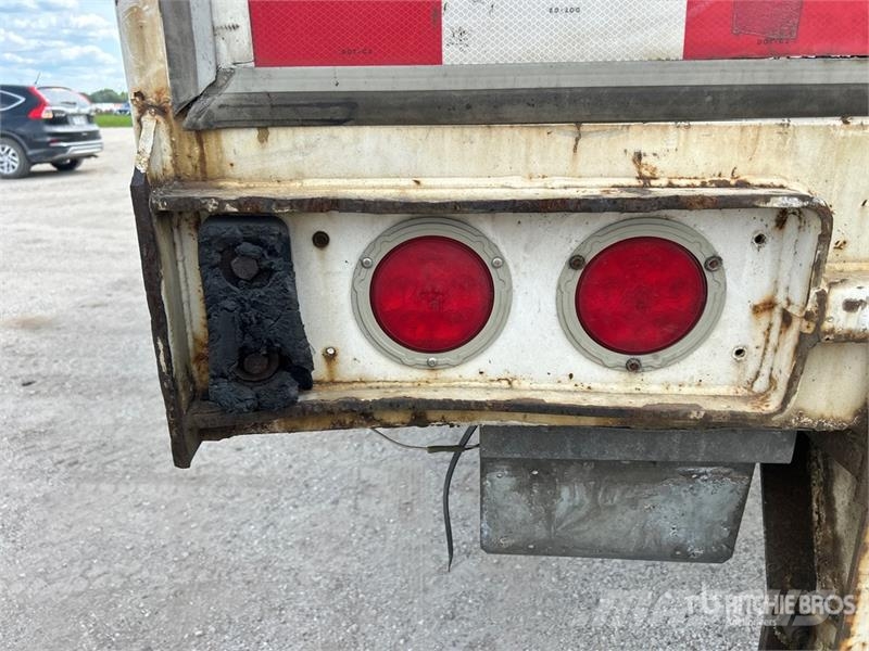 Stoughton ZGPVW-535T-S-C-AR 53 ft x 102 in T/A Van Trailer مقطورات ذات هيكل صندوقي