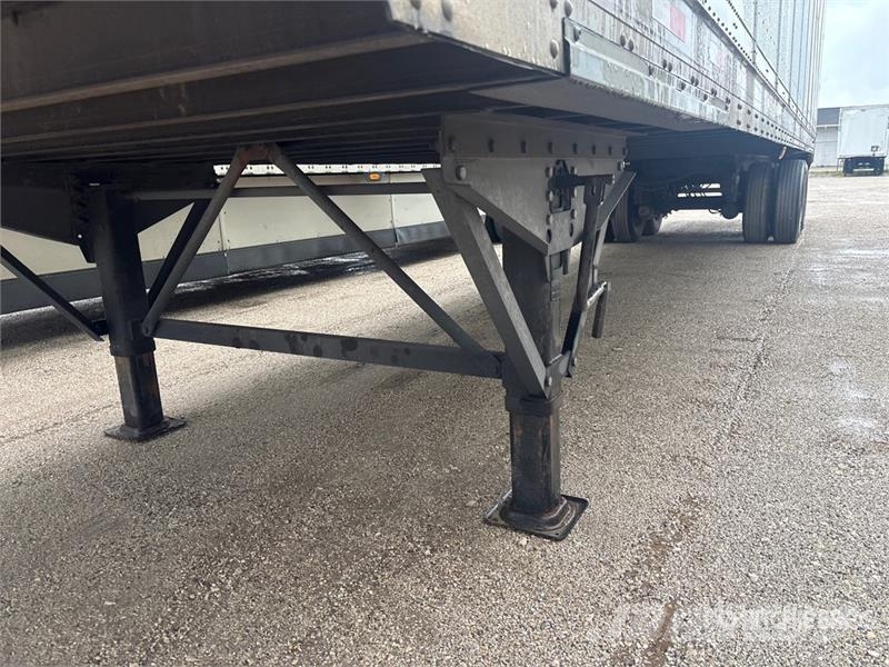 Stoughton ZGPVW-535T-S-C-AR 53 ft x 102 in T/A Van Trailer Dobozos pótkocsik