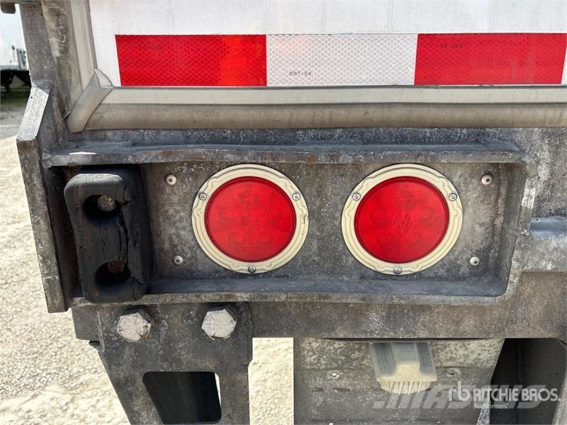 Stoughton ZGPVW-535T-S-C-AR 53 ft x 102 in T/A Van Trailer مقطورات ذات هيكل صندوقي