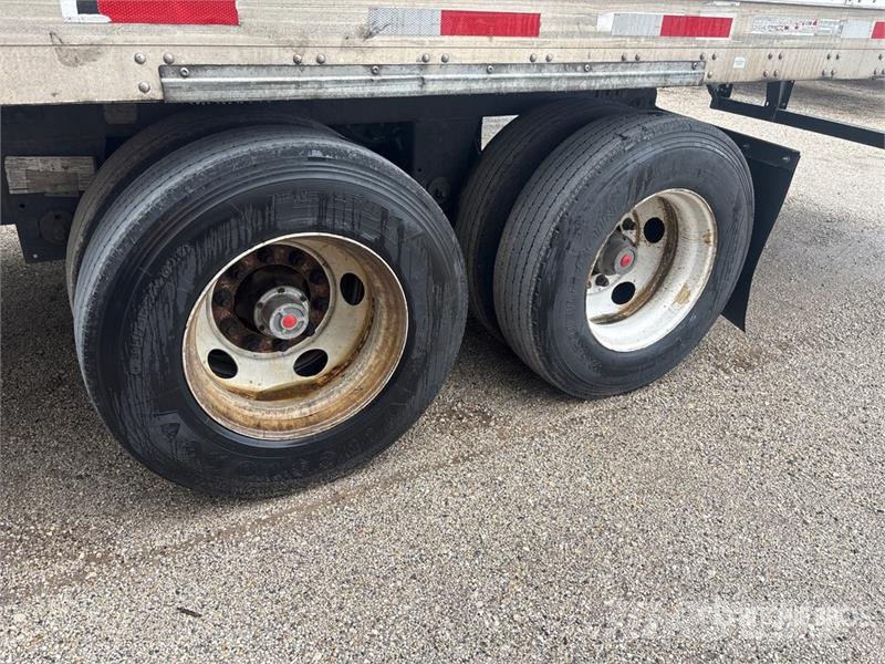 Stoughton ZGPVW-535T-S-C-AR 53 ft x 102 in T/A Van Trailer Dobozos pótkocsik