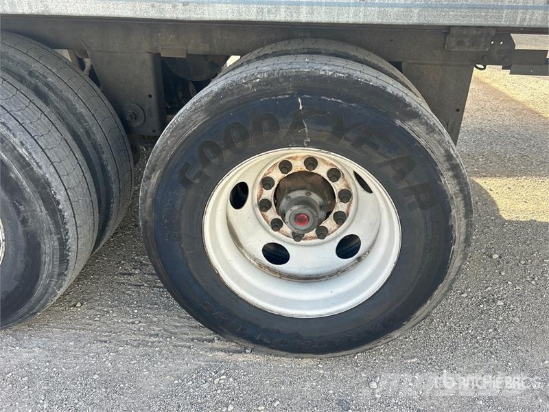 Stoughton ZGPVW-535T-S-C-AR 53 ft x 102 in T/A Van Trailer Prikolice zabojniki