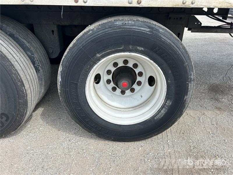 Stoughton ZGPVW-535T-S-C-AR 53 ft x 102 in T/A Van Trailer مقطورات ذات هيكل صندوقي
