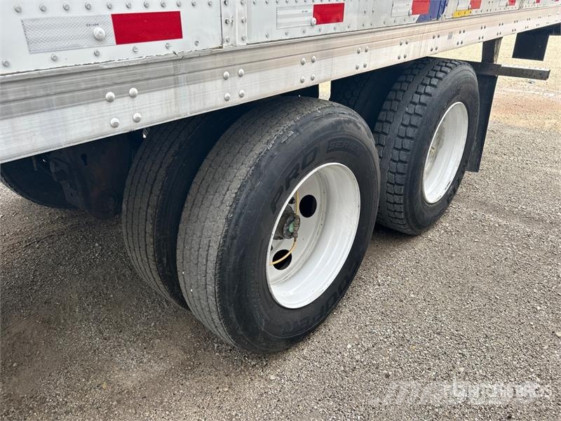 Stoughton ZGPVW-535T-S-C-AR 53 ft x 102 in T/A Van Trailer مقطورات ذات هيكل صندوقي