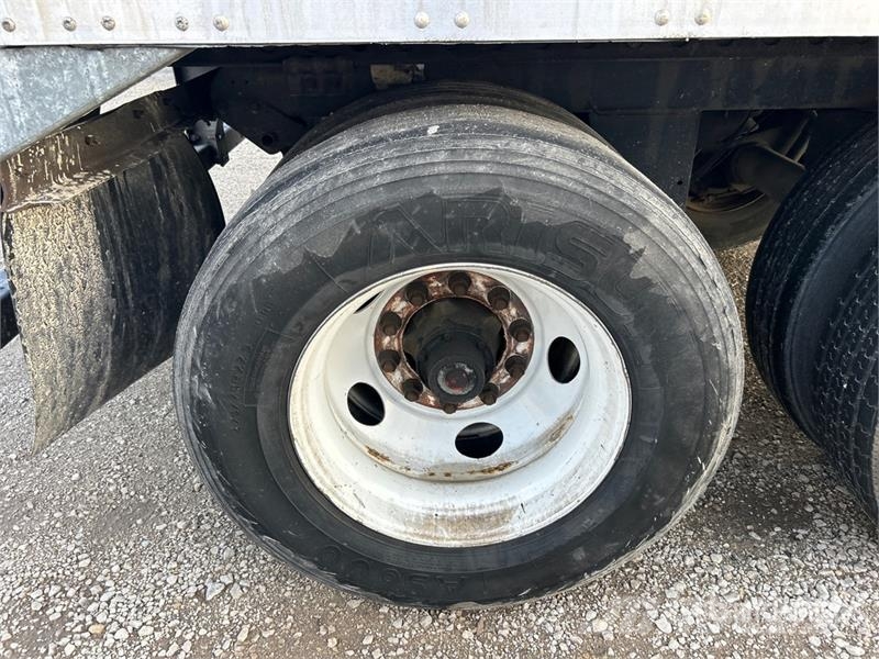 Stoughton ZGPVW535T-S-C-AR 53 ft x 102 in T/A Van Trailer Fast kasse