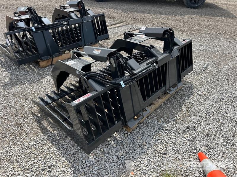 Stout HD82-3 72 in Skid Steer Grapple (Unused) 抓斗