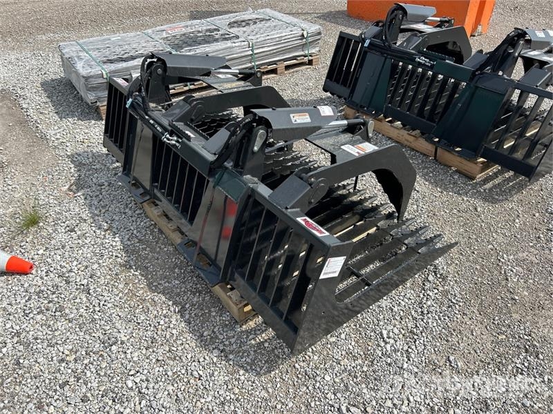 Stout HD82-3 72 in Skid Steer Grapple (Unused) 抓斗