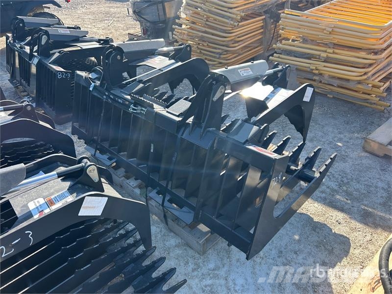 Stout XHD72-4 72 in Brush Grapple Skid Steer Grapple (Un 兩爪吊夾