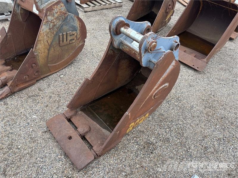 Strickland 24 in Digging Excavator Bucket - Fits Case CX130 鏟斗