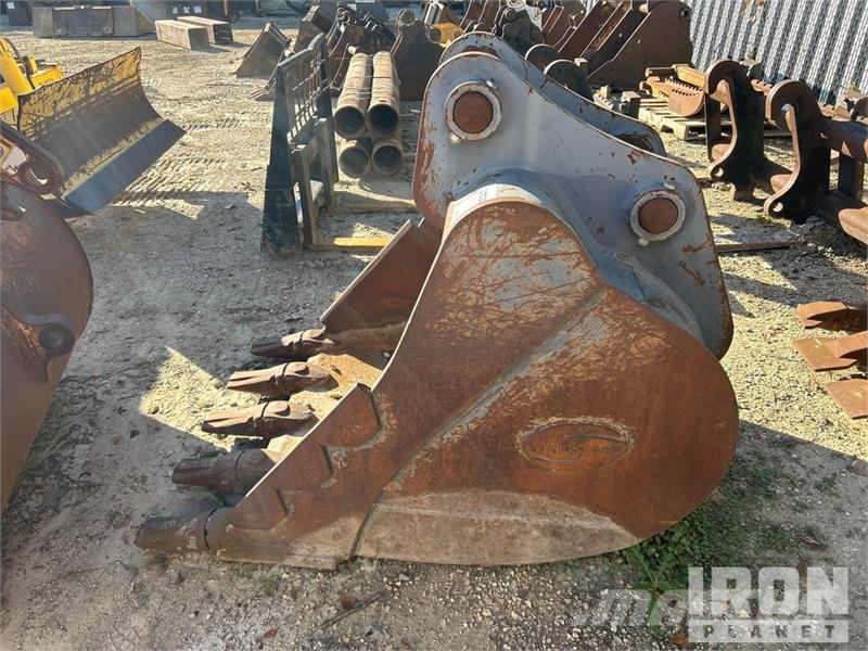 Strickland 42 in Digging Excavator Bucket - Fits SK 210 Buckets