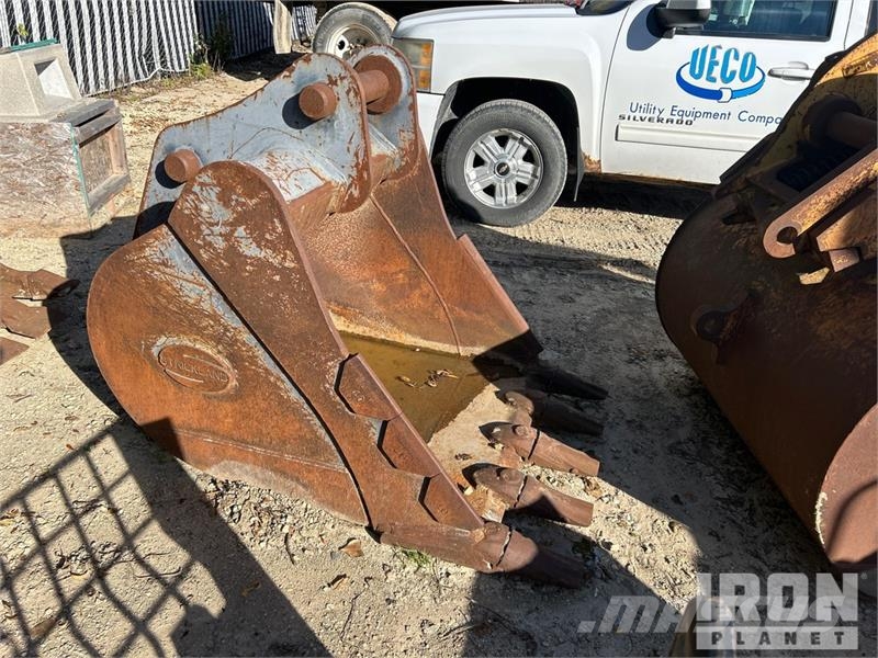 Strickland 42 in Digging Excavator Bucket - Fits SK 210 Buckets
