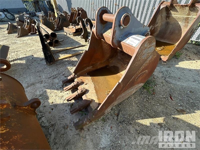 Strickland 42 in Digging Excavator Bucket - Fits SK 210 Buckets