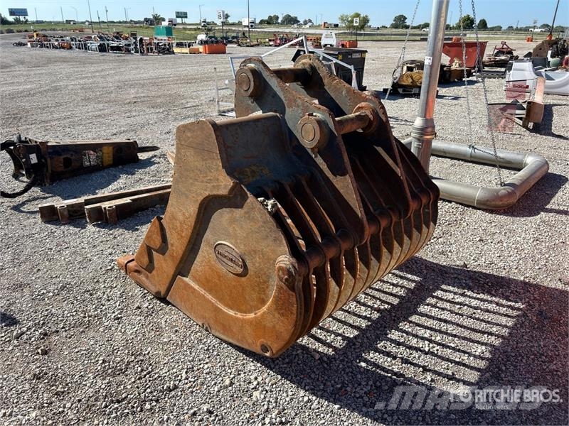 Strickland 58 in Excavator Screening Bucket Puinbakken