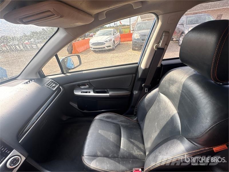 Subaru Crosstrek AWD SUV 汽车