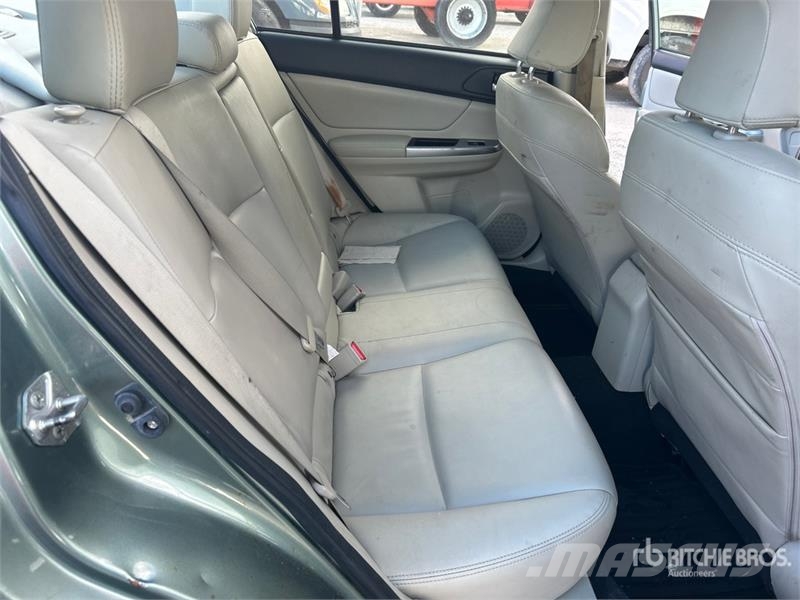 Subaru Impreza Lengvieji automobiliai