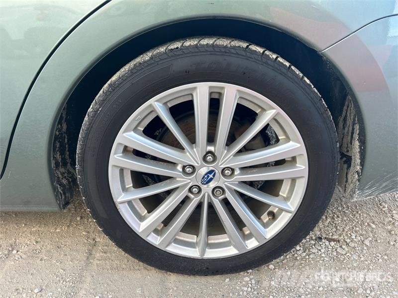 Subaru Impreza Lengvieji automobiliai