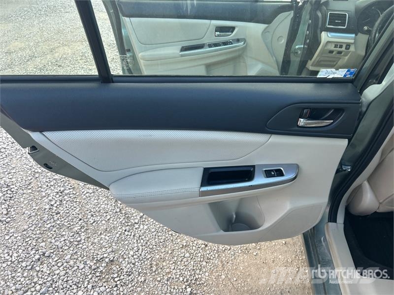 Subaru Impreza Lengvieji automobiliai