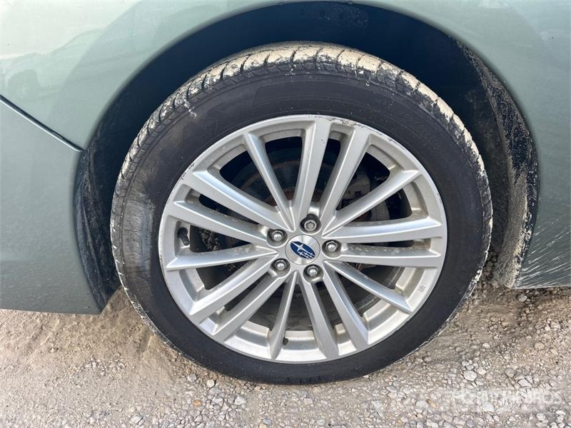 Subaru Impreza Lengvieji automobiliai