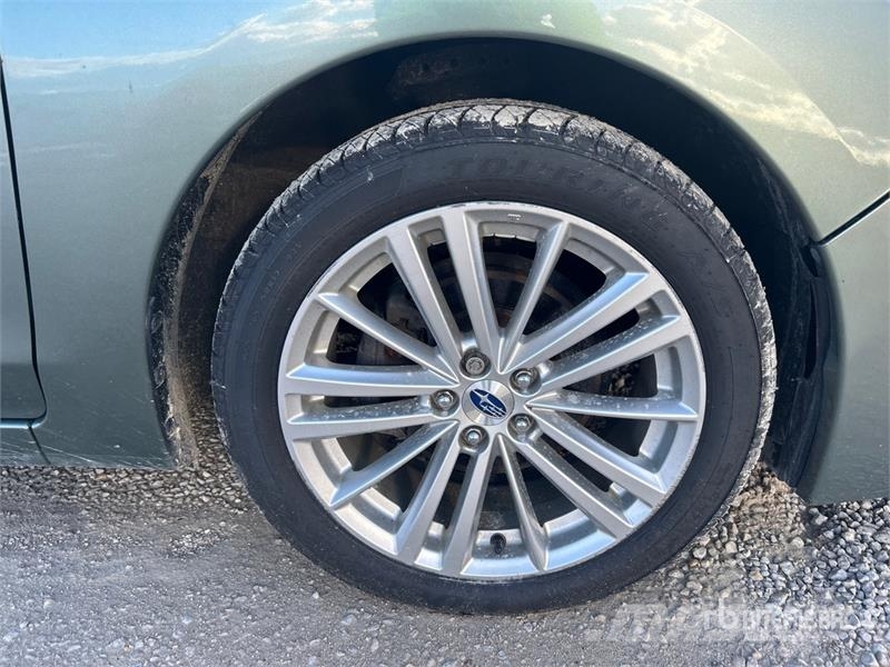 Subaru Impreza Lengvieji automobiliai