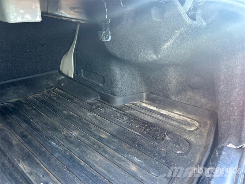 Subaru Impreza Lengvieji automobiliai