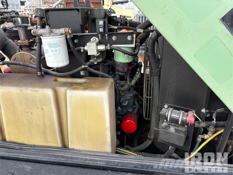 Sullair 185D DPQ KU4F 185 cfm Mobile Air Compressor Kompresorji