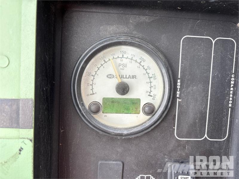 Sullair 185D DPQ KU4F 185 cfm Mobile Air Compressor Kompresorji