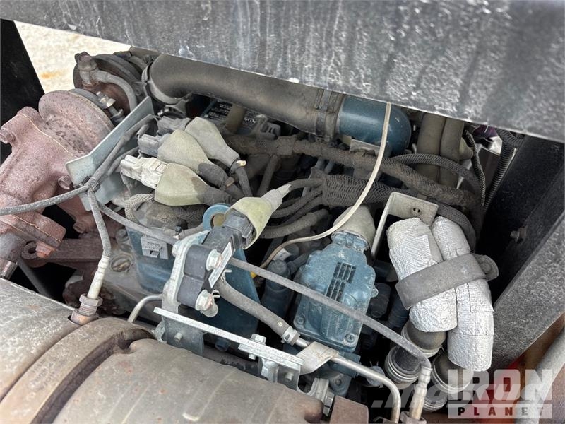 Sullair 185D DPQ KU4F 185 cfm Mobile Air Compressor Kompresorji