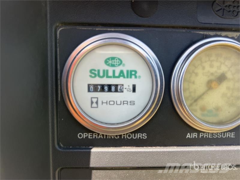 Sullair 185DPQ CAT 185 cfm Mobile Air Compressor Compresoras