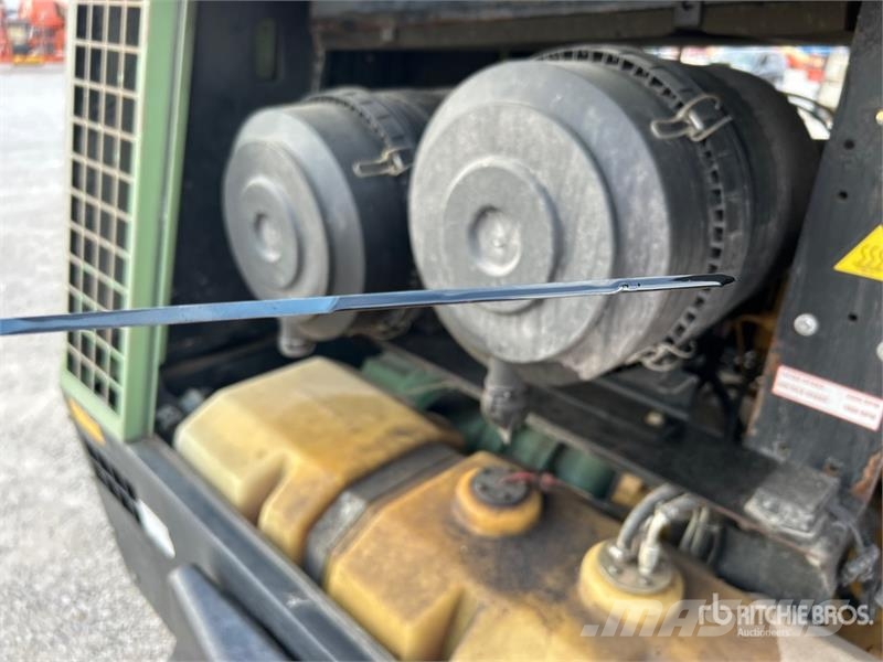 Sullair 375H DPQ JD3 375 cfm Mobile Air Compressor Kompressorer