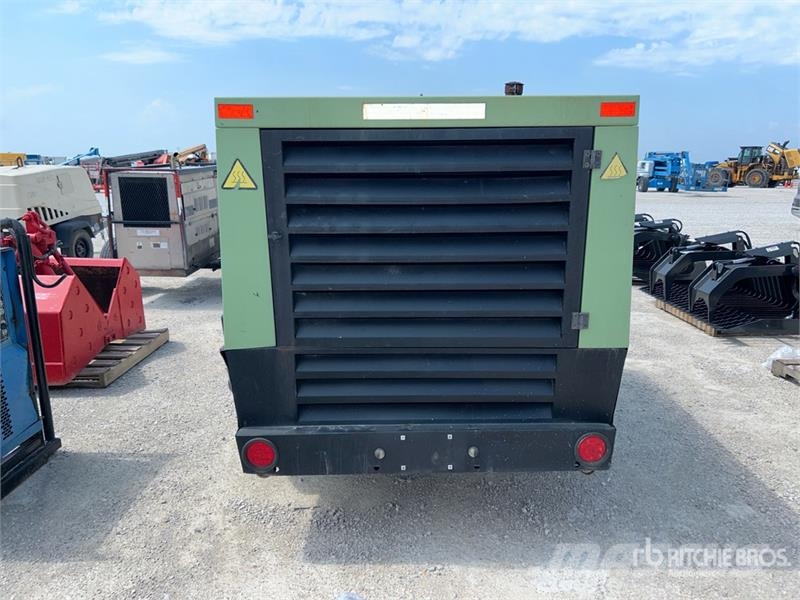 Sullair 425HDPQ-PE 425 cfm Mobile Air Compressor مكابس