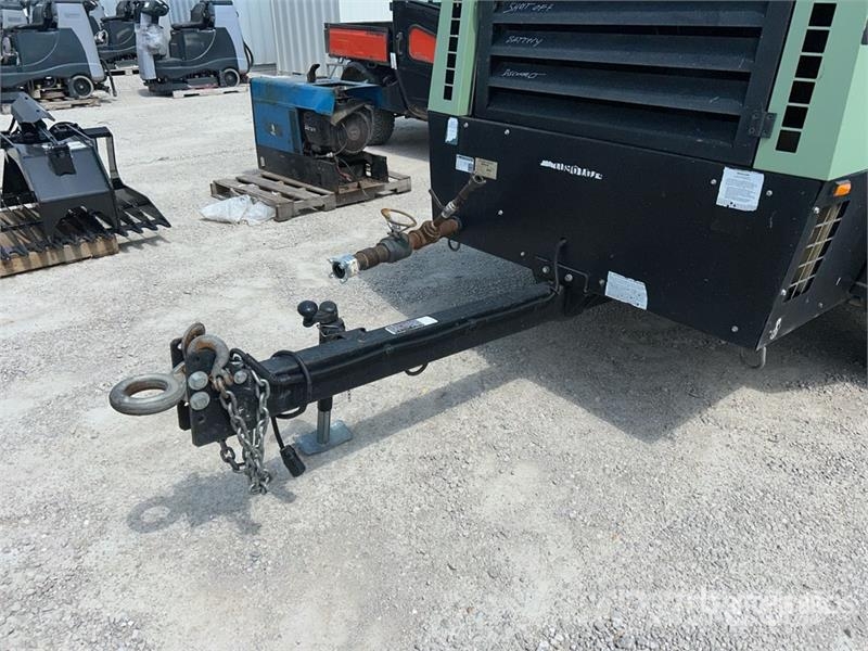 Sullair 425HDPQ-PE 425 cfm Mobile Air Compressor مكابس