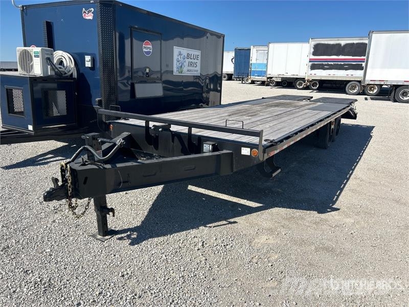  Super 26 ft T/A Equipment Trailer Auto pārvadāšanas treileri