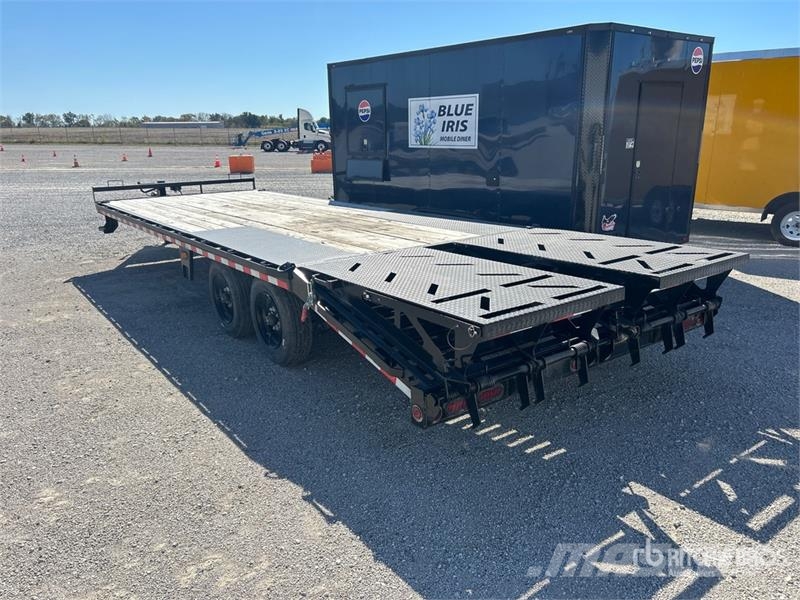  Super 26 ft T/A Equipment Trailer Auto pārvadāšanas treileri