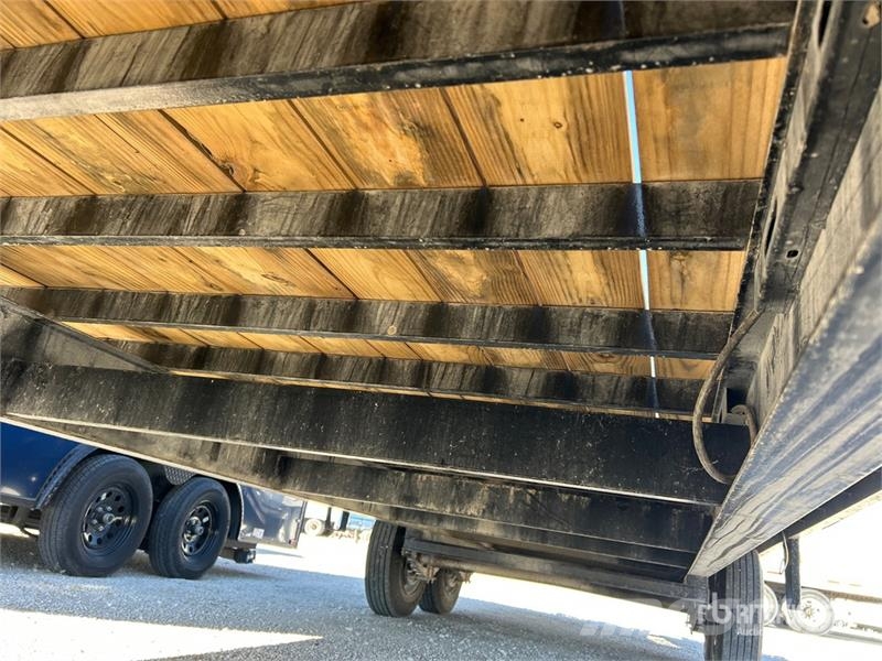  Super 26 ft T/A Equipment Trailer Auto pārvadāšanas treileri