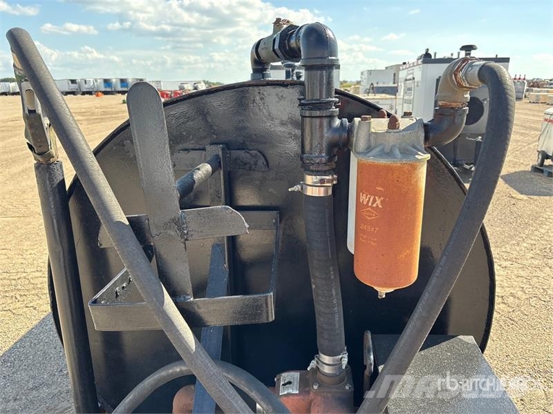  T/A Fuel Trailer Цистерна