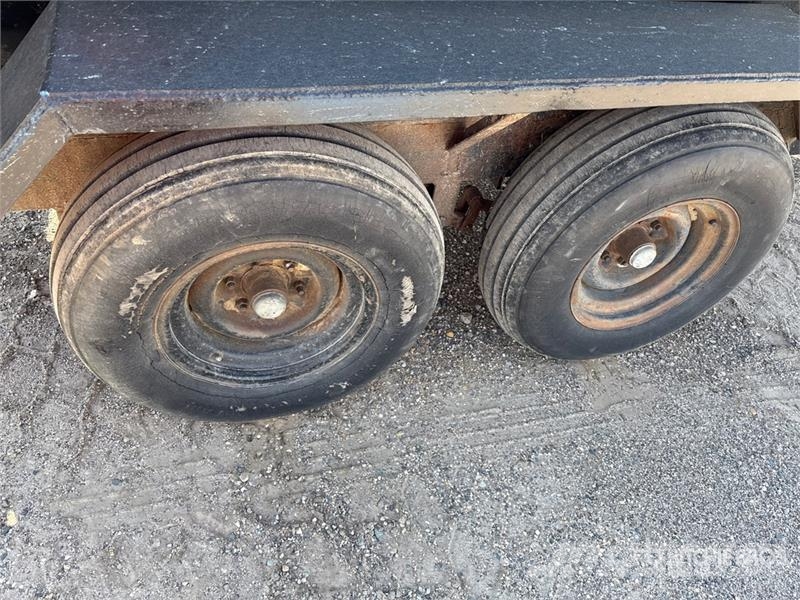  T/A Fuel Trailer Цистерна