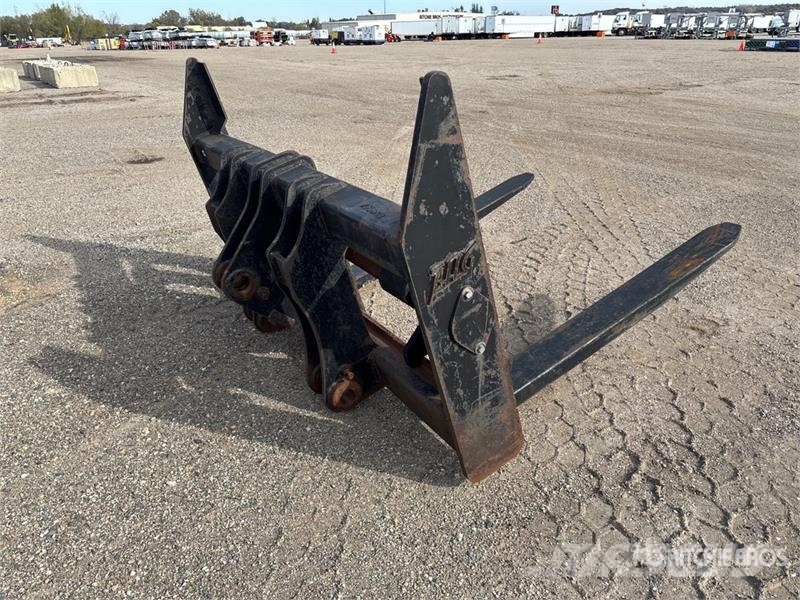 TAG 72 in Wheel Loader Forks Vilice