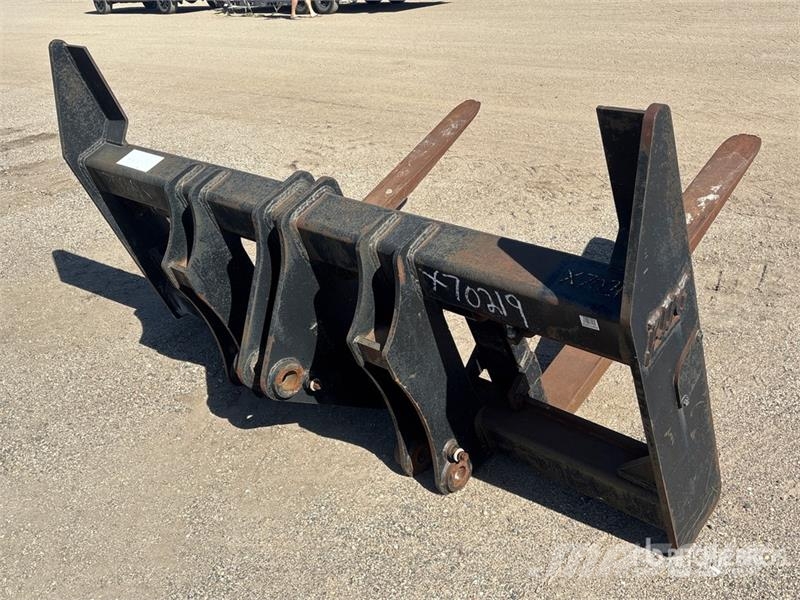 TAG 72 in Wheel Loader Forks Garfos